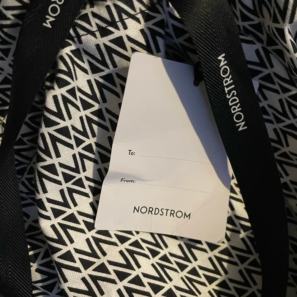 NWT XL Nordstrom Laundry Dust Bag Tote 27